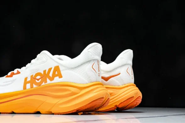 Hoka One One Clifton 10 Low 1162030 FGZ 