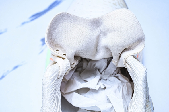 Asics Novablast 4 1012B510-250 