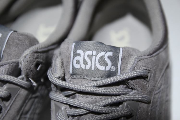 ASICS GEL Respector Moon Crater H6U1L 1515