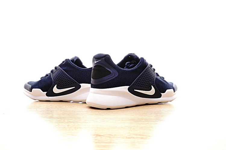  Nike Arrowz SE 902813-400