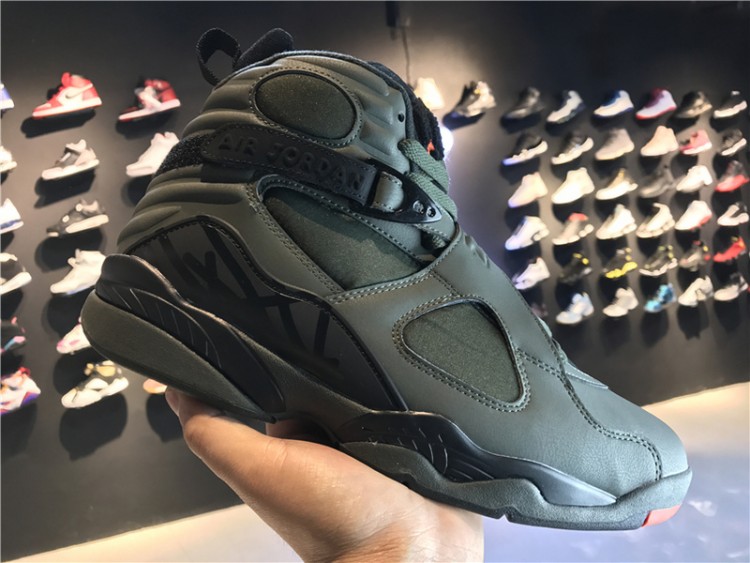 Nike Air Jordan 8 “Take Flight” 305381-305