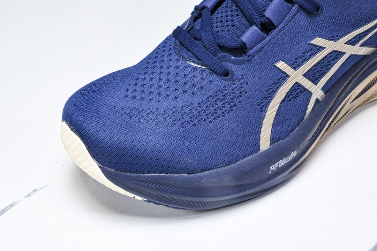 Asics Gel-Nimbus 26 1011B946-400