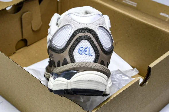 Asics Gel-NYC 1203A383-103 
