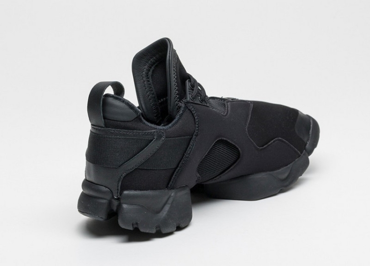 Adidas x Yohji Yamamoto Y-3 KOHNA “Triple Black”