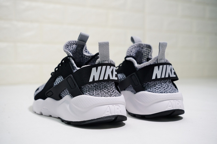 NIKE AIR HUARACHE RUN ULTRA Premium 852628-002