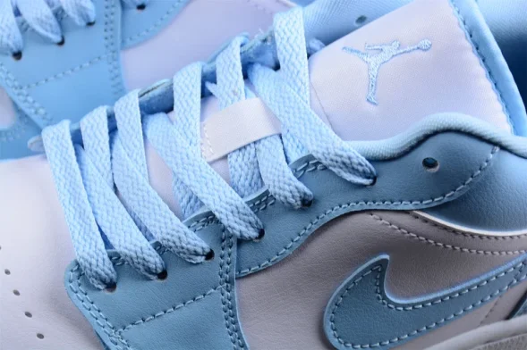 Nike Air Jordan 1 low Aluminum DC0774-141 
