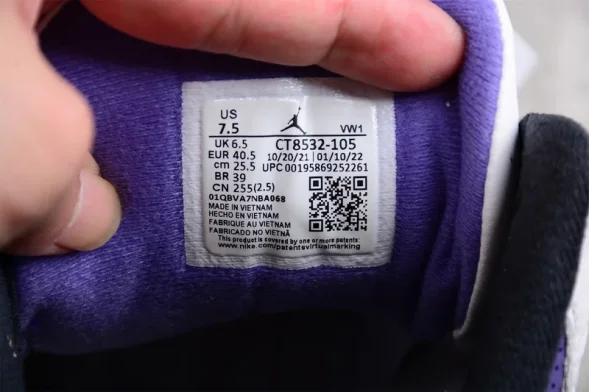 ​Nike Air Jordan 3 Pine Greena CT8532-105 