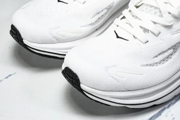 Hoka One One Clifton 10 Low 1162030 WBLC 