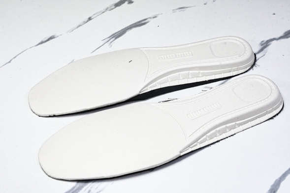 Miu Miu Calzature Uomo Garara group 