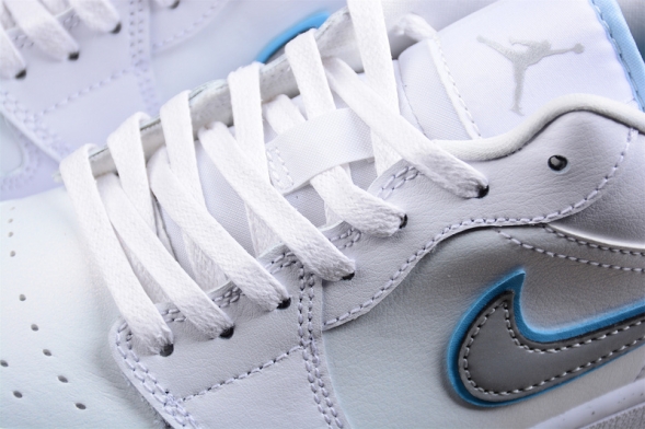 Nike Air Jordan 1 low Dare To Fly FB1874-101 