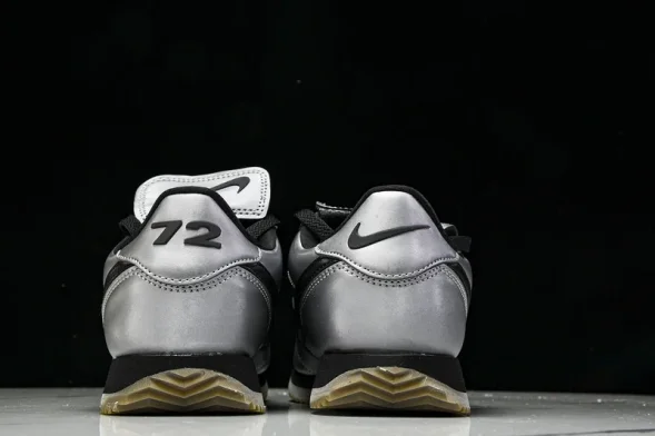 Nike Cortez Classic HQ3490 099 