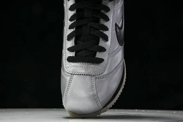 Nike Cortez Classic HQ3490 099 