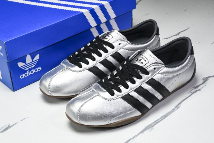Adidas Tokyo W JQ3024