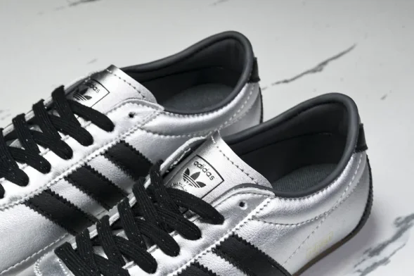 Adidas Tokyo W JQ3024 