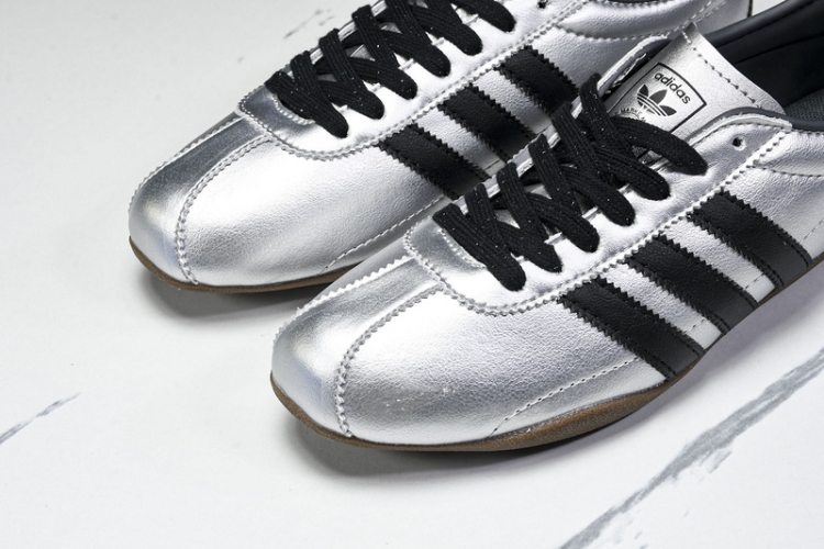 Adidas Tokyo W JQ3024