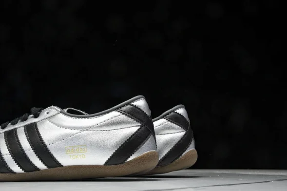 Adidas Tokyo W JQ3024 