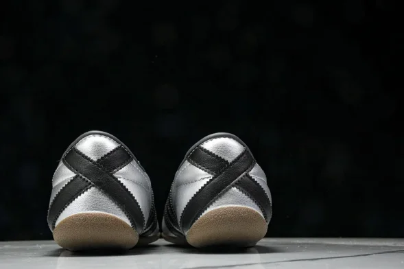 Adidas Tokyo W JQ3024 