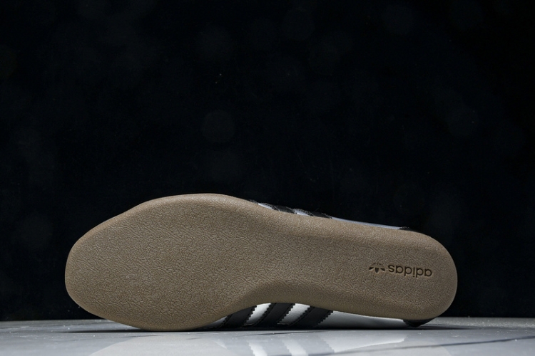 Adidas Tokyo W JQ3024
