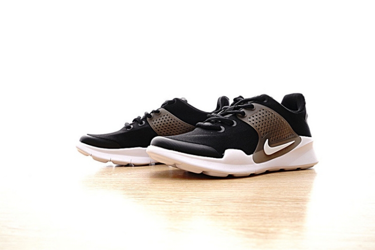  Nike Arrowz SE 902813-003