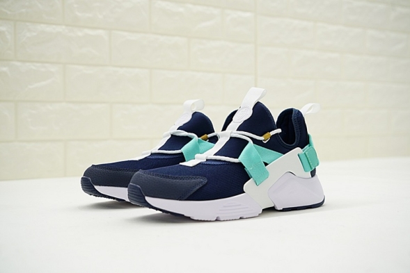 Nike Air Huarache City Low AH6804-401 