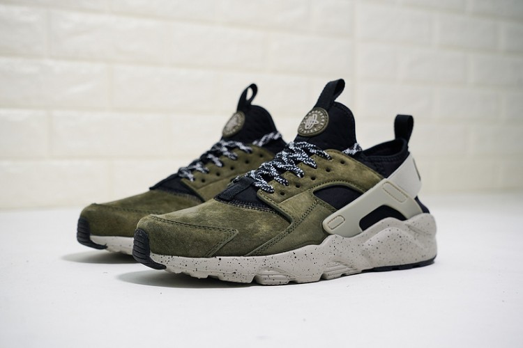 NIKE AIR HUARACHE RUN ULTRA ID 829669-333