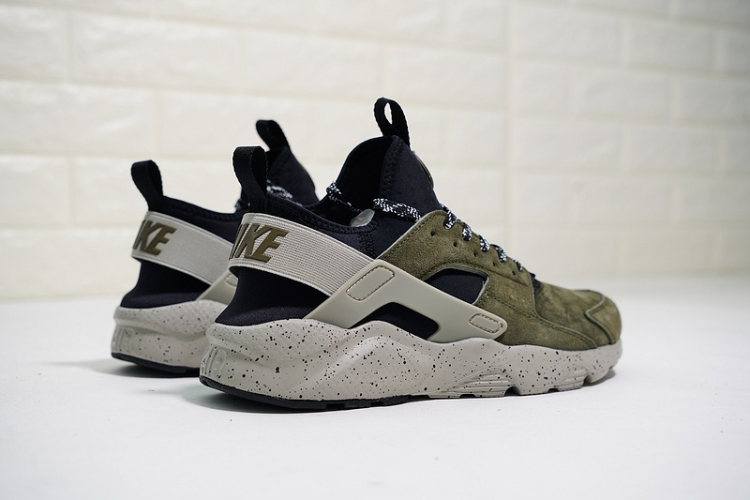 NIKE AIR HUARACHE RUN ULTRA ID 829669-333