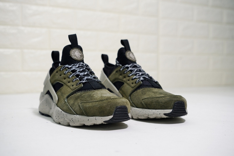 NIKE AIR HUARACHE RUN ULTRA ID 829669-333