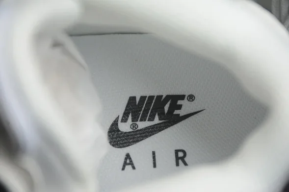 Nike Air More Uptempo 96 DV1137-100  