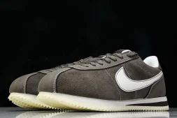 Nike Cortez Classic FQ8144-237
