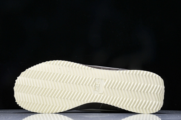 Nike Cortez Classic FQ8144-237 