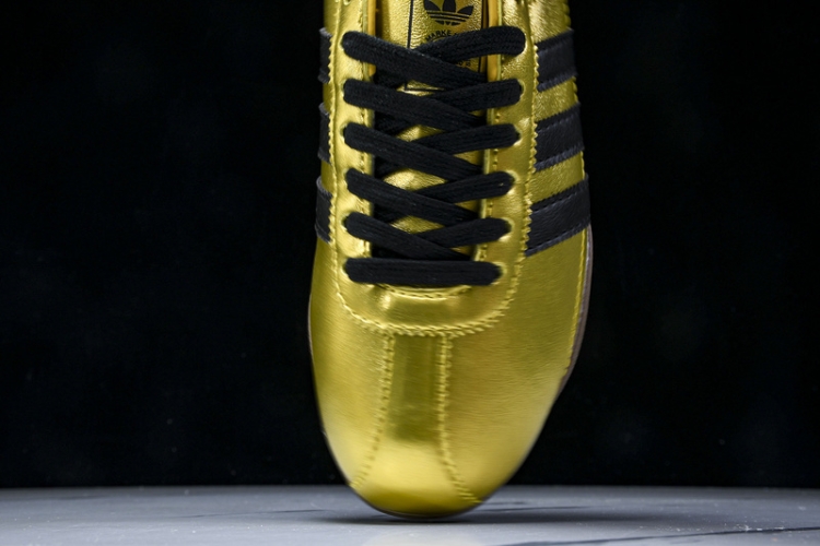 Adidas Tokyo W JQ2156