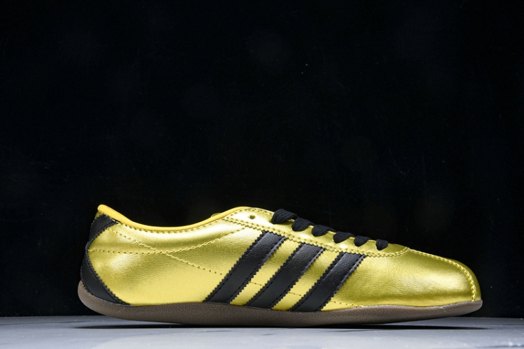Adidas Tokyo W JQ2156
