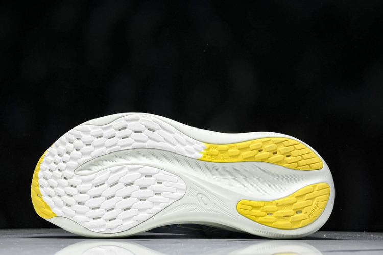 Asics Gel-Nimbus 26 1011B794-402