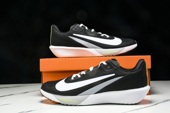 Nike Zoom Rival Fly 4 FV6040-001 