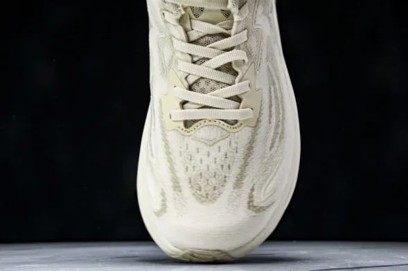 Hoka One One Clifton 10 Low 1162030 OLTM 