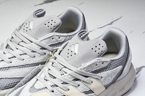 Adidas Lightblaze JQ9973 