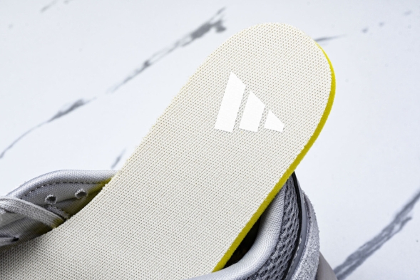 Adidas Lightblaze JQ9973 