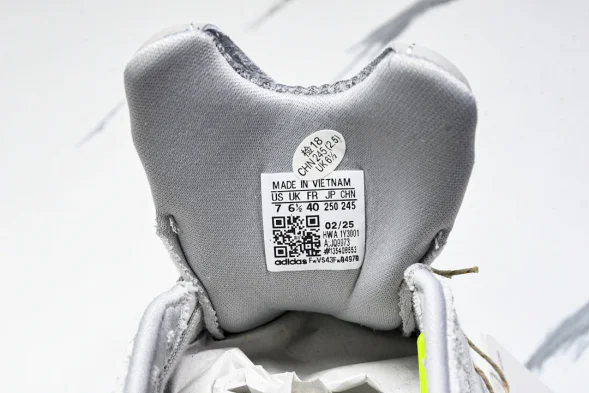Adidas Lightblaze JQ9973 