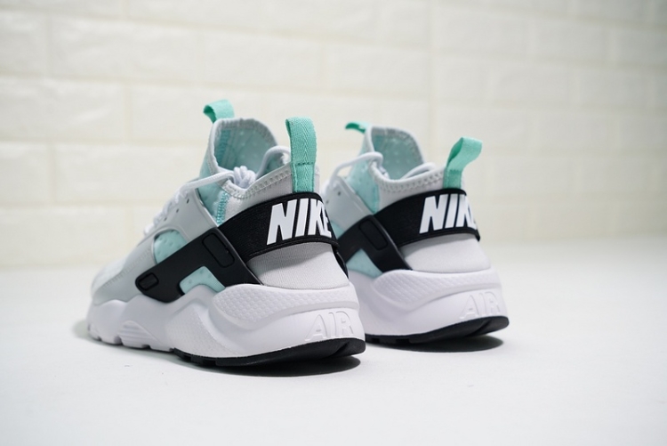 NIKE AIR HUARACHE RUN ULTRA  819685-006 