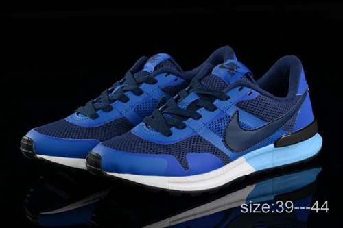 Nike Air Pegasus 83/30