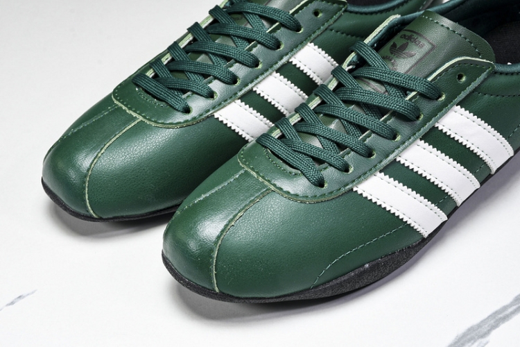 Adidas Tokyo W JR1270