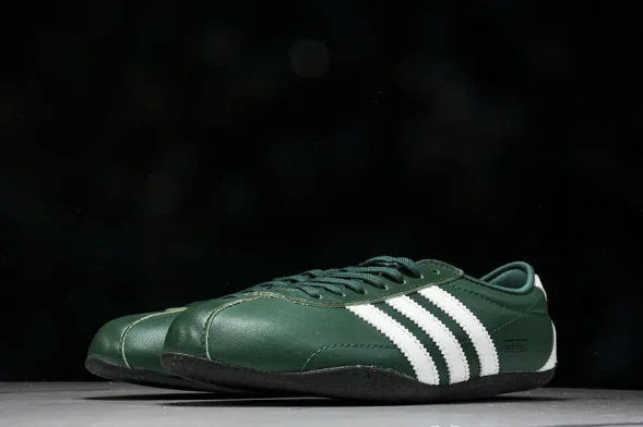 Adidas Tokyo W JR1270 