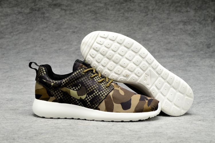 Nike roshe run camo 