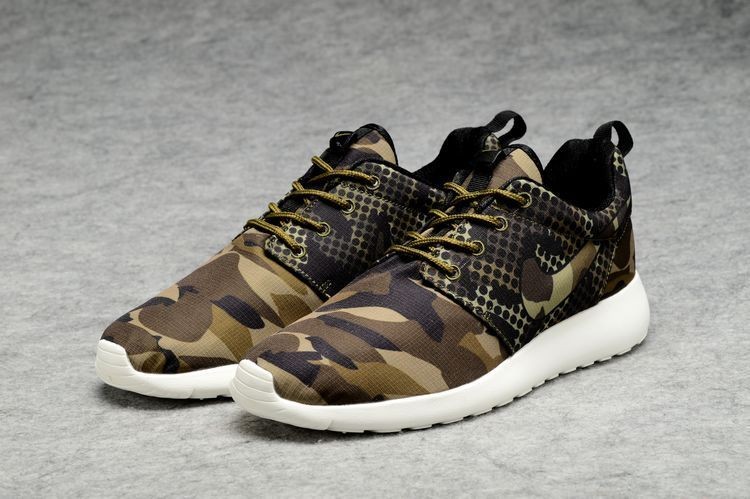 Nike roshe run camo 