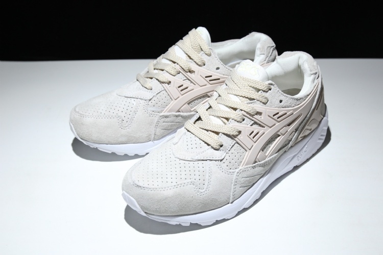 Asics tiger gel kayano white top