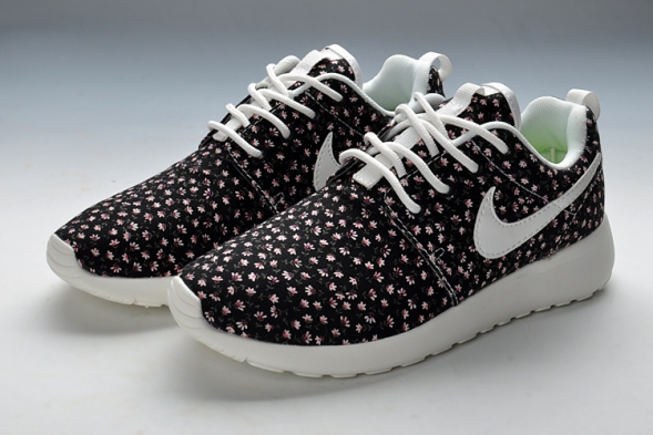 Nike Roshe Run Customs  