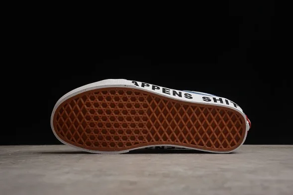 Vans Old Skool VN0A4U3B2BL 