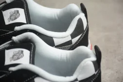 Vans Knu Skool VN0009QCCJJ