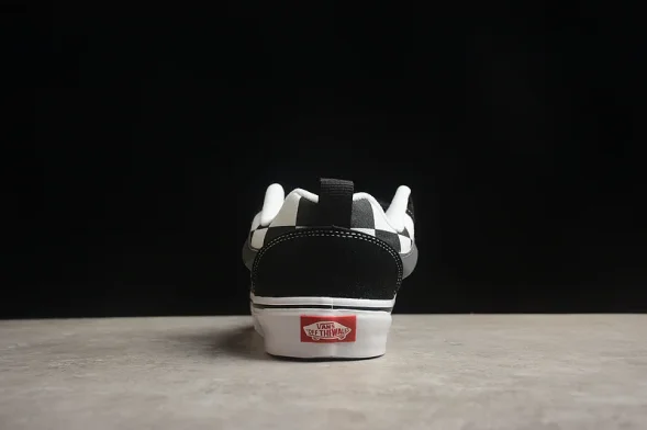 Vans Knu Skool VN0009QCCJJ 