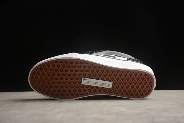 Vans Knu Skool VN0009QCCJJ 